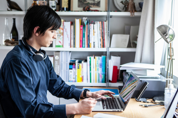 私が公務員退職後にフリーランスWebライターになった体験談